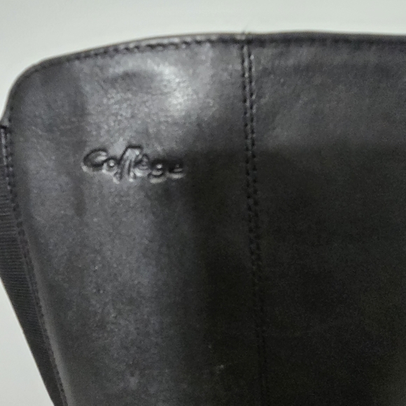 COLLEGE leather square toe block heel boots. Size 9 - Picture 6 of 12